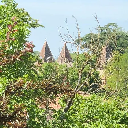 Du Couvent, Vue Chateau Panzió